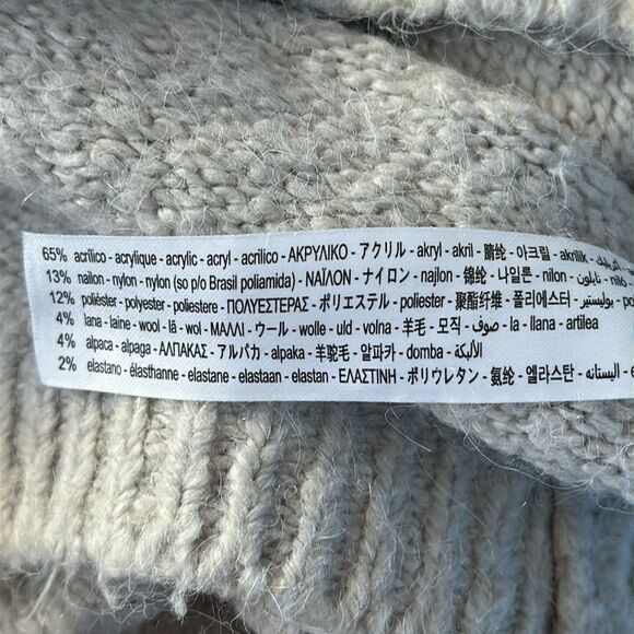 ZARA Pale Gray Cropped Super Soft Sweater Women's Size Small Cozy Knit Pullover - Picture 5 of 5